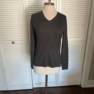 Nike Golf sweater wool gray v neck lightweight medium